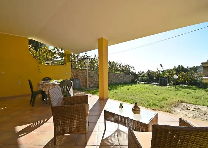 Aida - Vista Mare Con Giardino E Bbq *